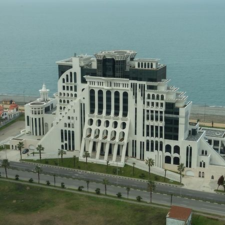 Arleville Batumi Esterno foto