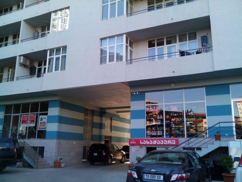 Arleville Batumi Esterno foto